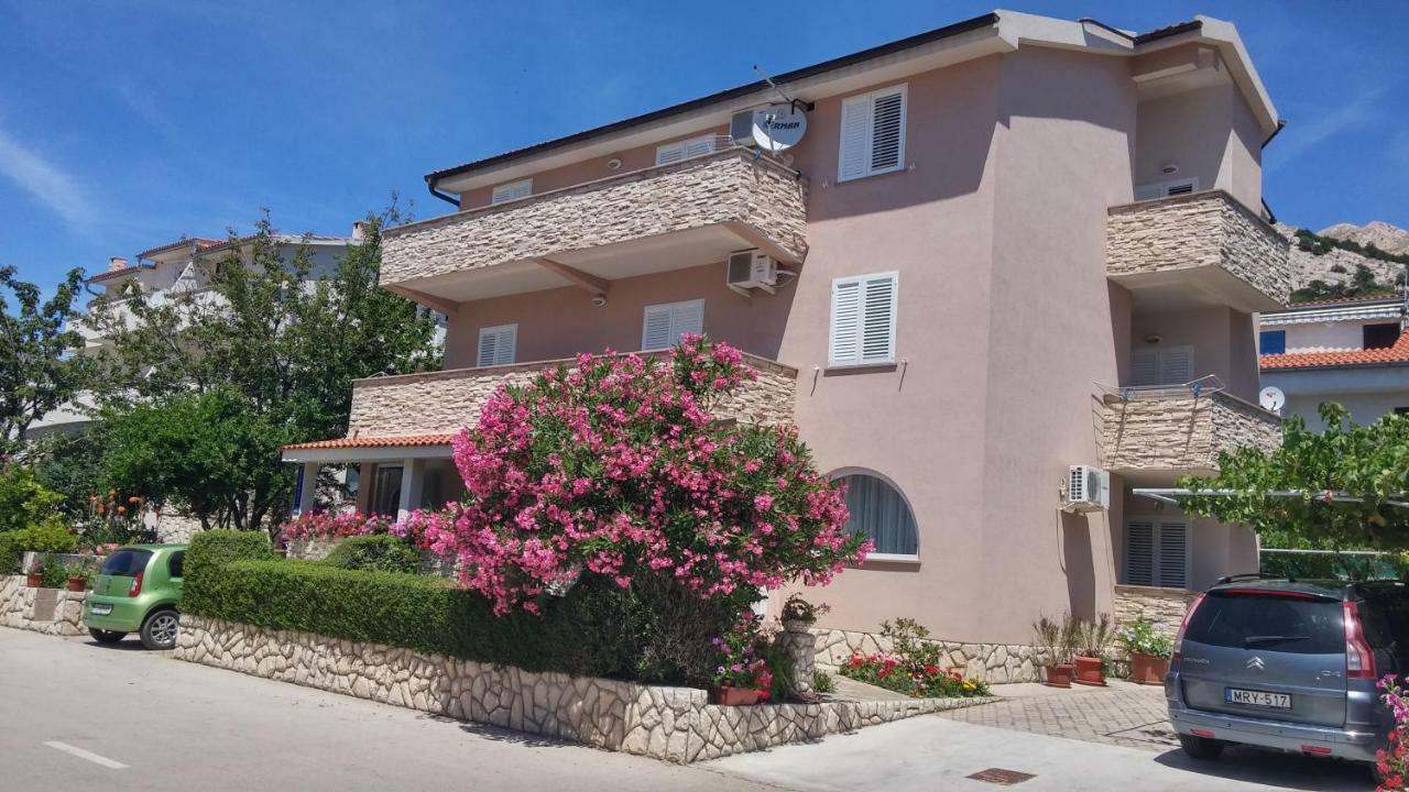 Apartments Mira Baška Eksteriør billede
